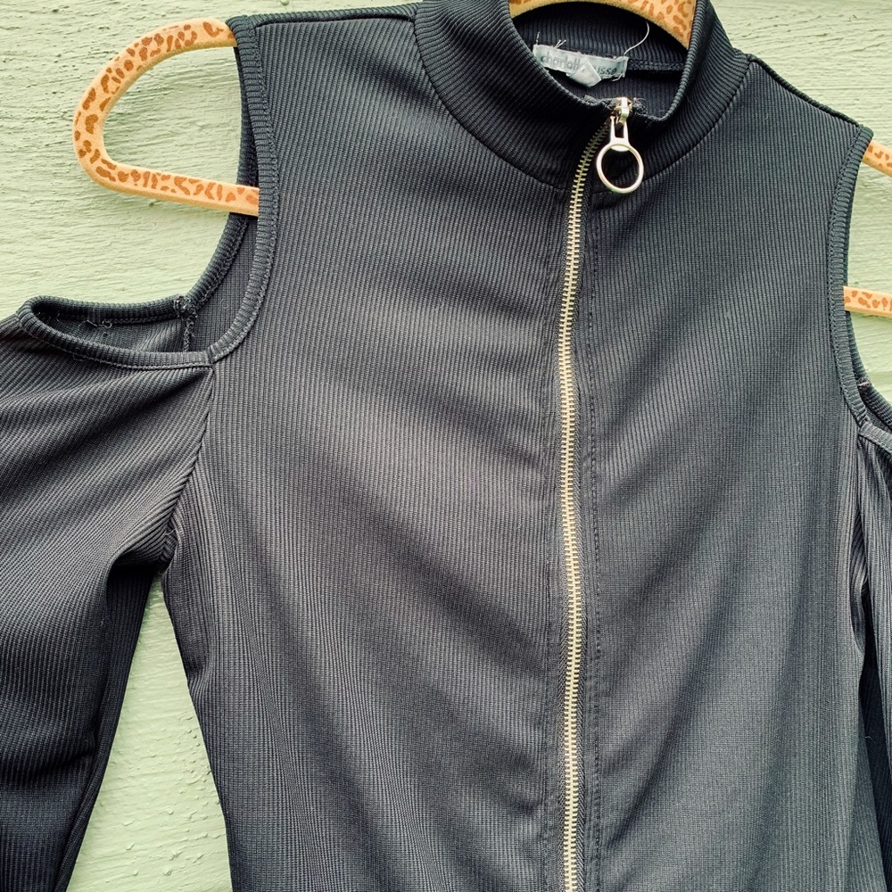 Black Zip Up Cold Shoulder Top - Picture 2 of 2